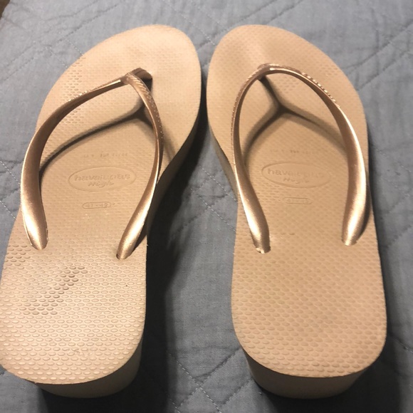 havaiana high flip flops